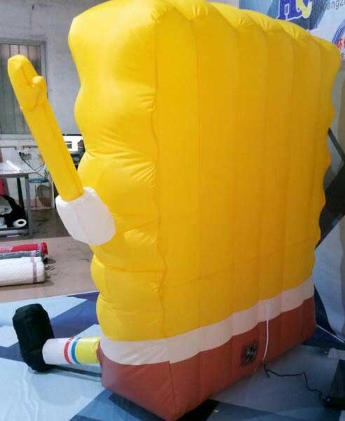 SpongBob annonçant Inflatables avec le ventilateur et les kits de réparation